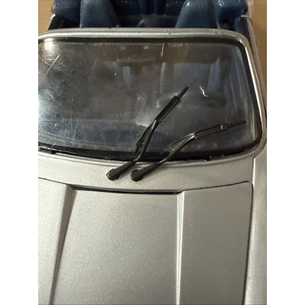 Vintage 1994 Maisto PORSCHE 911 CARRERA CABRIOLET 1:18 Diecast Model Grey Silver - Picture 5 of 16